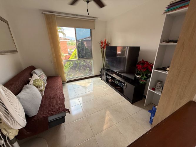 Casa de 3 alcobas en venta en El Castillo, Jamundí, 201 m² · foto 21 de 24