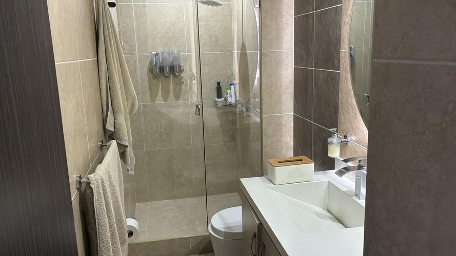 Apartamento de 3 alcobas en venta en Ciudad Salitre Oriental, Bogotá, 130 m² · foto 5 de 16