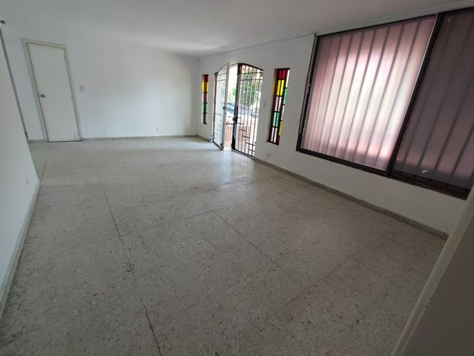 Casa de 7 alcobas en venta en San Vicente, Cali, 440 m² · foto 24 de 24