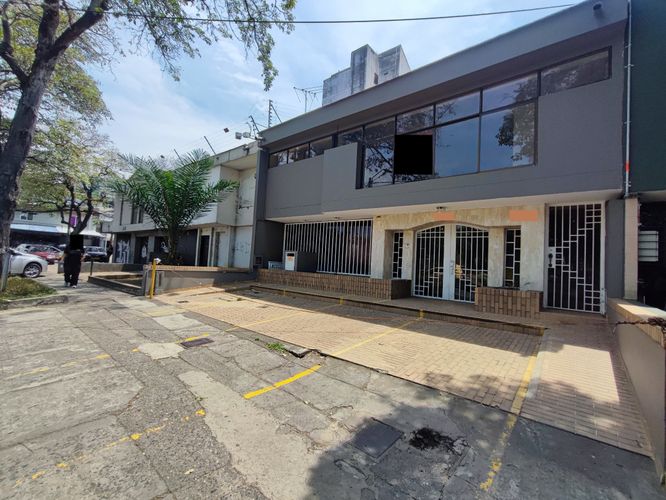 Casa de 7 alcobas en venta en San Vicente, Cali, 440 m² · foto 10 de 24