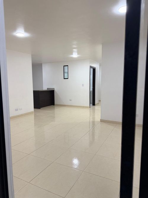 Apartamento de 3 alcobas en venta en San Isidro, Manizales, 40 m² · foto 2 de 12