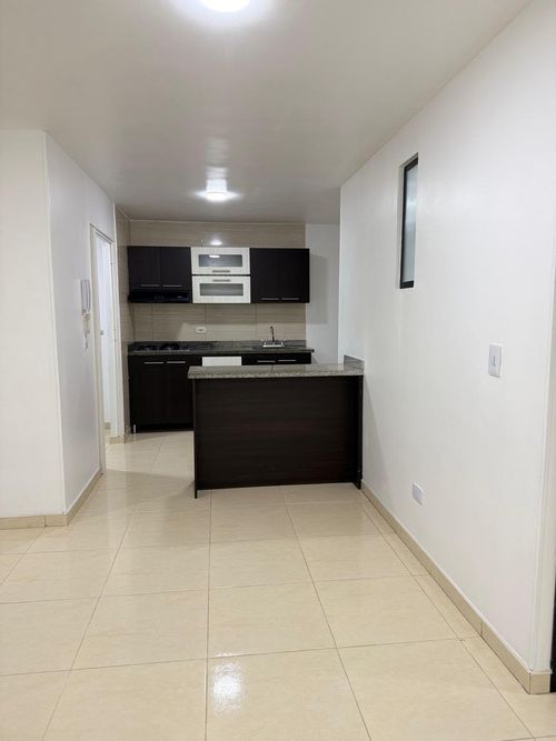 Apartamento de 3 alcobas en venta en San Isidro, Manizales, 40 m² · foto 4 de 12