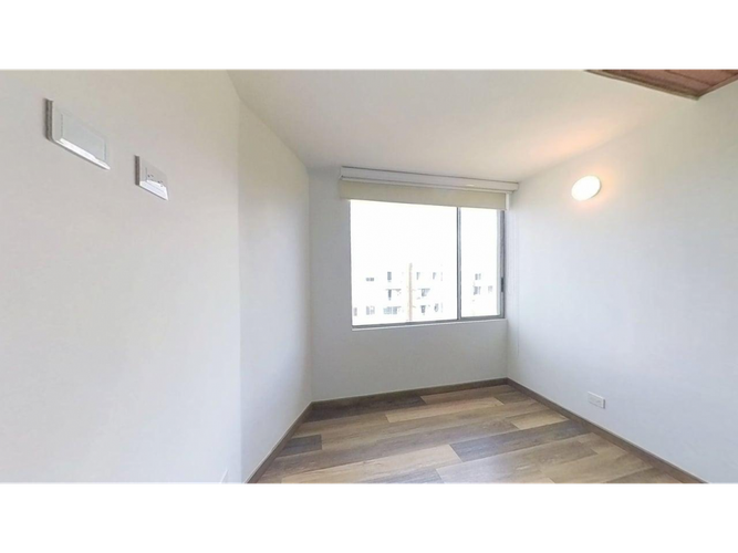 Apartamento de 4 alcobas en venta en Britalia, Bogotá, 133 m² · foto 13 de 24