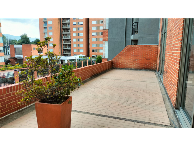 Apartamento de 4 alcobas en venta en Britalia, Bogotá, 133 m² · foto 24 de 24