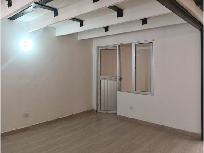Casa de 5 alcobas en venta en Galicia, Bogotá, 180 m² · foto 4 de 23