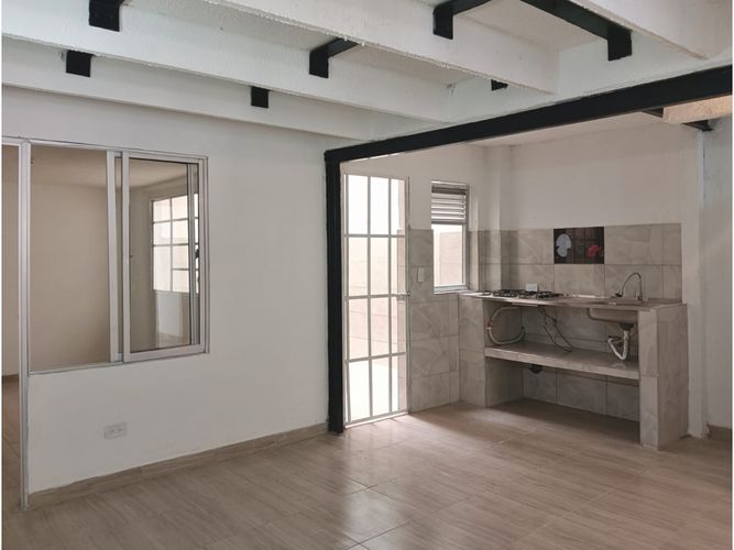 Casa de 5 alcobas en venta en Galicia, Bogotá, 180 m² · foto 5 de 23
