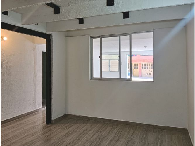 Casa de 5 alcobas en venta en Galicia, Bogotá, 180 m² · foto 6 de 23