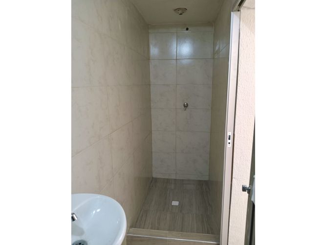 Casa de 5 alcobas en venta en Galicia, Bogotá, 180 m² · foto 15 de 23