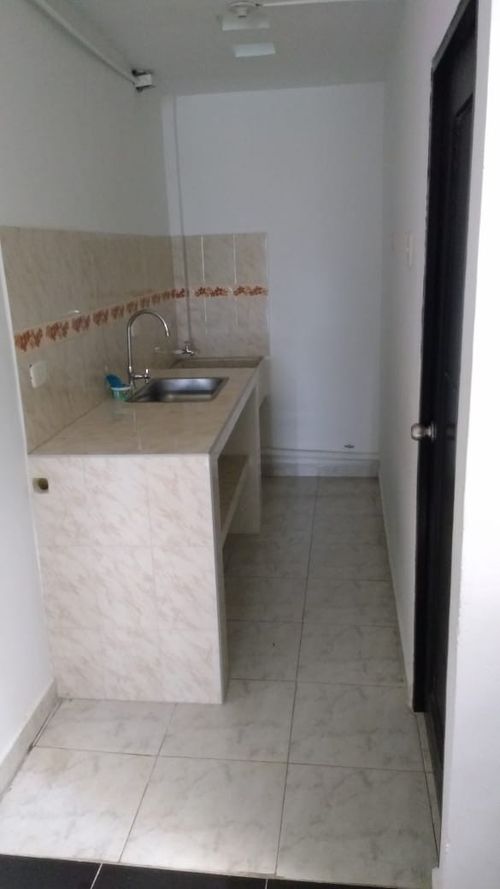 Casa de 6 alcobas en venta en Armenia, 211 m² · foto 9 de 23