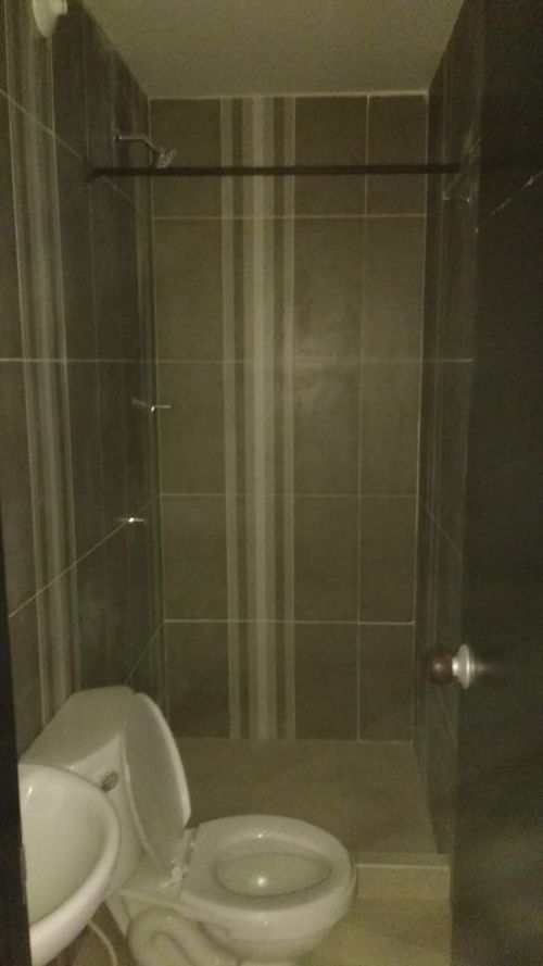 Casa de 6 alcobas en venta en Armenia, 211 m² · foto 7 de 23