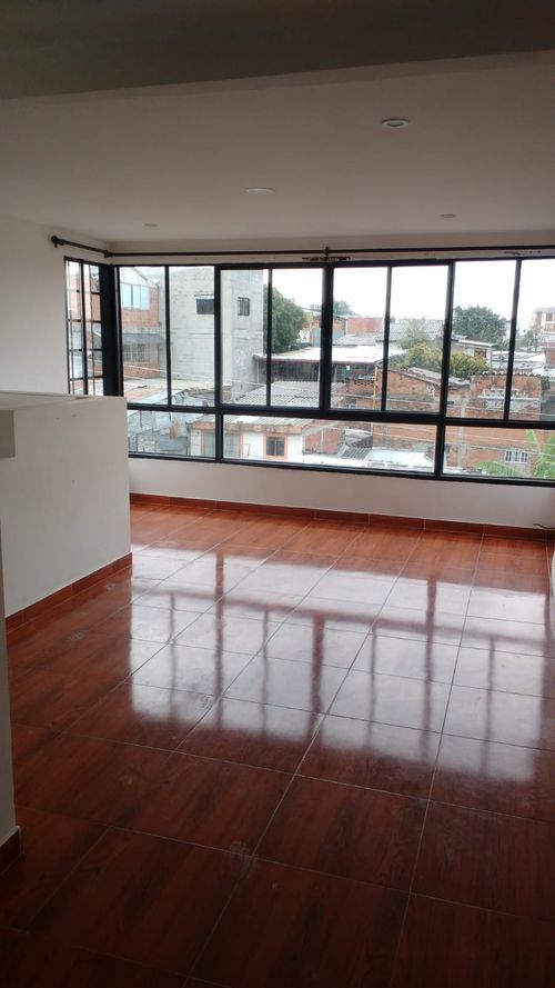 Casa de 6 alcobas en venta en Armenia, 211 m² · foto 13 de 23