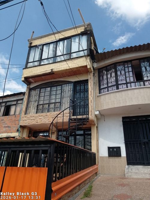 Casa de 6 alcobas en venta en Armenia, 211 m² · foto 23 de 23