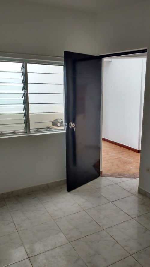 Casa de 6 alcobas en venta en Armenia, 211 m² · foto 16 de 23