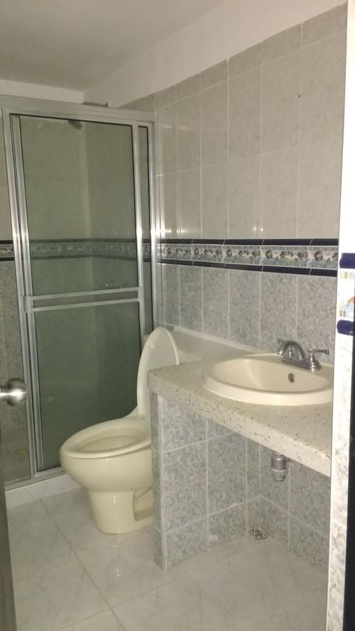 Casa de 6 alcobas en venta en Armenia, 211 m² · foto 22 de 23