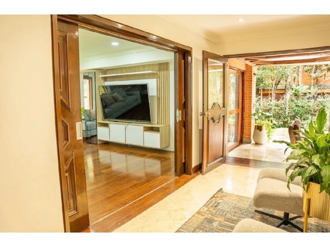 Casa de 4 alcobas en venta en El Tesoro, Medellín, 800 m² · foto 12 de 24