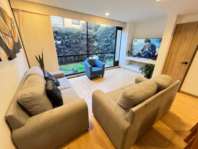 Casa de 3 alcobas en venta en Cc Centro Chia, Chía, 114 m² · foto 2 de 19
