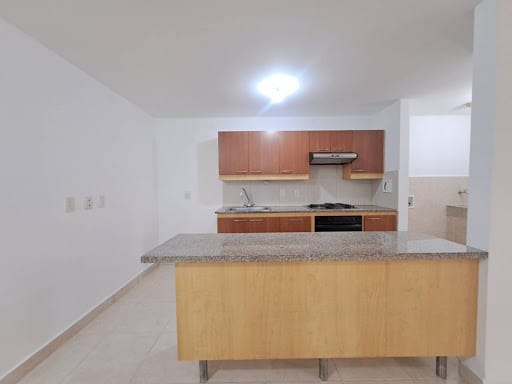 Apartamento de 3 alcobas en arriendo en Zuñiga, Medellín, 91 m² · foto 3 de 24