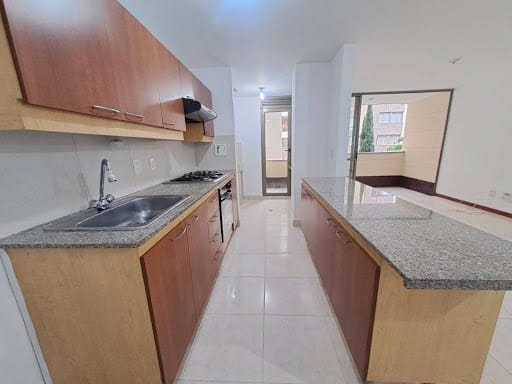 Apartamento de 3 alcobas en arriendo en Zuñiga, Medellín, 91 m² · foto 4 de 24