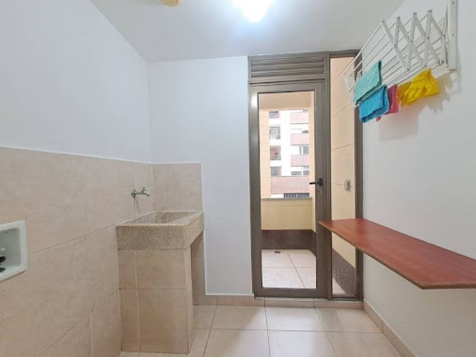 Apartamento de 3 alcobas en arriendo en Zuñiga, Medellín, 91 m² · foto 6 de 24