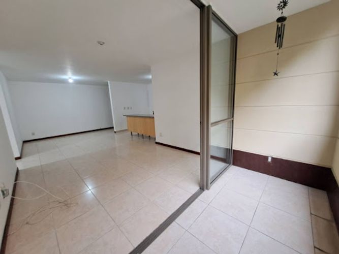 Apartamento de 3 alcobas en arriendo en Zuñiga, Medellín, 91 m² · foto 11 de 24