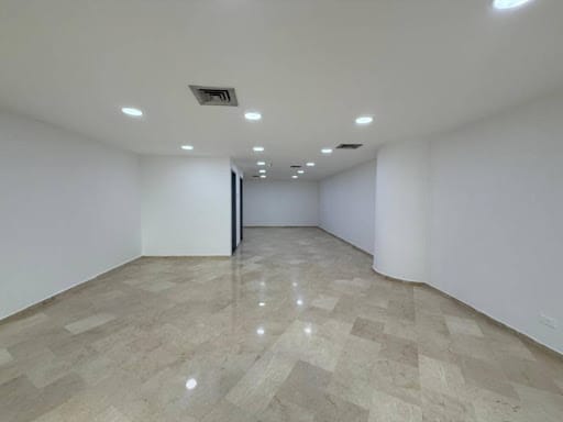 Oficina en arriendo en Milla De Oro, Medellín, 64 m² · foto 2 de 9