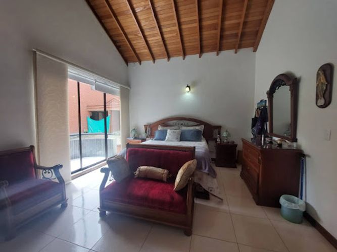 Casa de 3 alcobas en venta en Cola Del Zorro, Medellín, 255 m² · foto 14 de 20