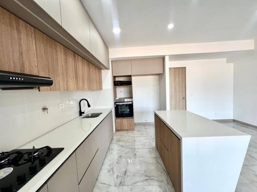 Apartamento de 3 alcobas en venta en Cabañitas, Bello, 91 m² · foto 4 de 17