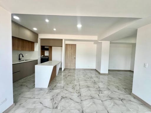 Apartamento de 3 alcobas en venta en Cabañitas, Bello, 91 m² · foto 5 de 17