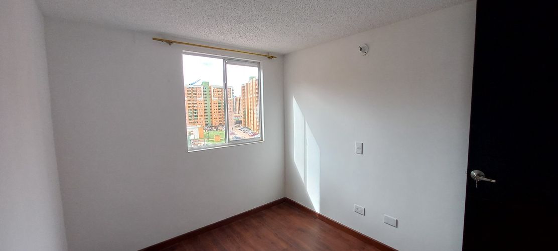 Apartamento de 3 alcobas en arriendo en La Prosperidad, Madrid, 50 m² · foto 23 de 24