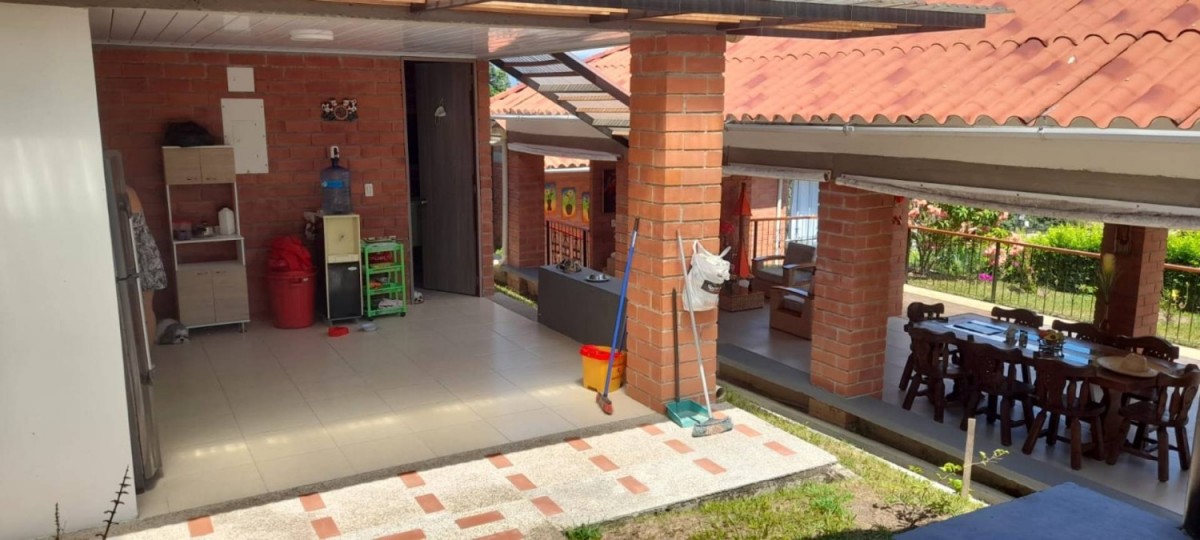 Casa en venta en Kilometro 41, Manizales · foto 4 de 24