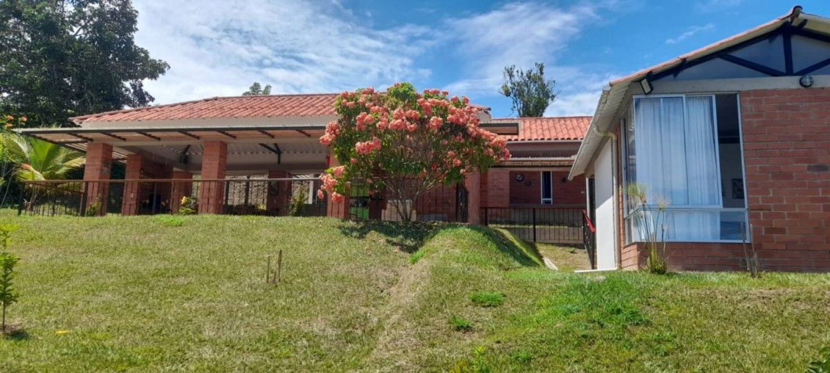 Casa en venta en Kilometro 41, Manizales · foto 7 de 24
