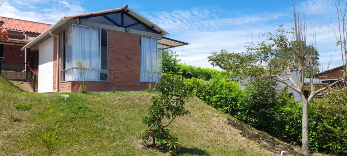 Casa en venta en Kilometro 41, Manizales · foto 9 de 24