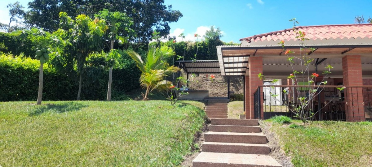 Casa en venta en Kilometro 41, Manizales · foto 10 de 24