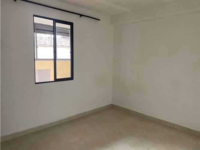 Casa de 3 alcobas en venta en Belén Aliadas, Medellín, 78 m² · foto 5 de 18