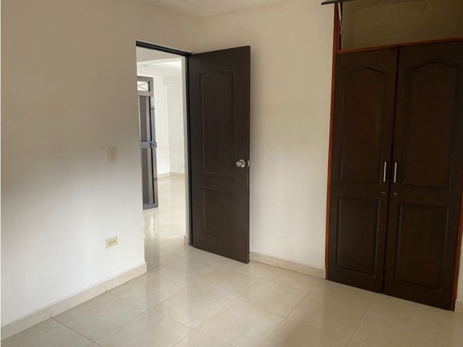 Casa de 3 alcobas en venta en Belén Aliadas, Medellín, 78 m² · foto 7 de 18