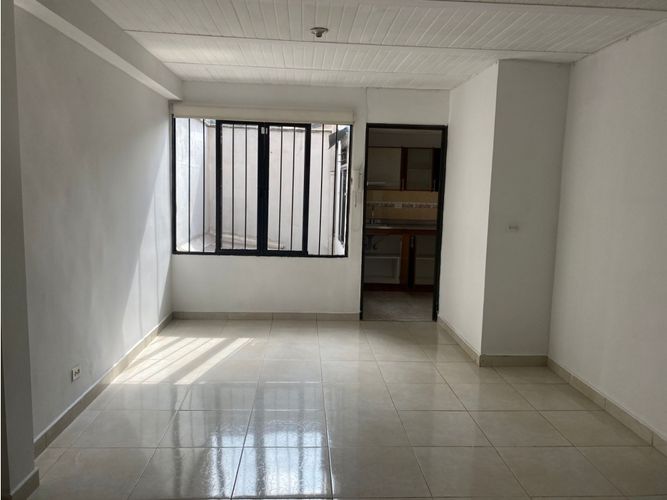 Casa de 3 alcobas en venta en Belén Aliadas, Medellín, 78 m² · foto 11 de 18