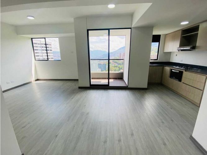 Apartamento de 2 alcobas en arriendo en Las Palmas, Medellín, 75 m² · foto 4 de 20