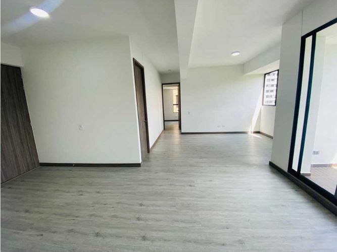 Apartamento de 2 alcobas en arriendo en Las Palmas, Medellín, 75 m² · foto 5 de 20