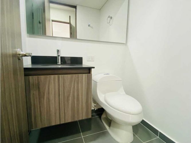 Apartamento de 2 alcobas en arriendo en Las Palmas, Medellín, 75 m² · foto 13 de 20