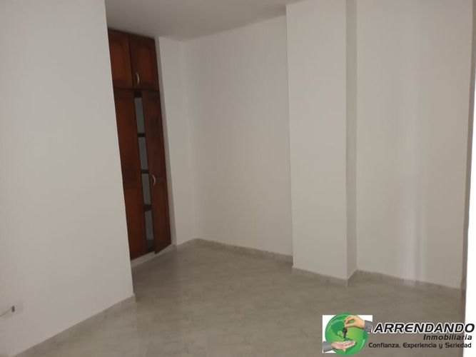 Apartamento de 3 alcobas en venta en Alto De Las Flores, Sabaneta, 75 m² · foto 9 de 16