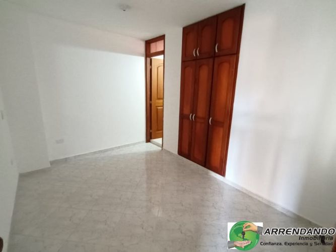 Apartamento de 3 alcobas en venta en Alto De Las Flores, Sabaneta, 75 m² · foto 14 de 16