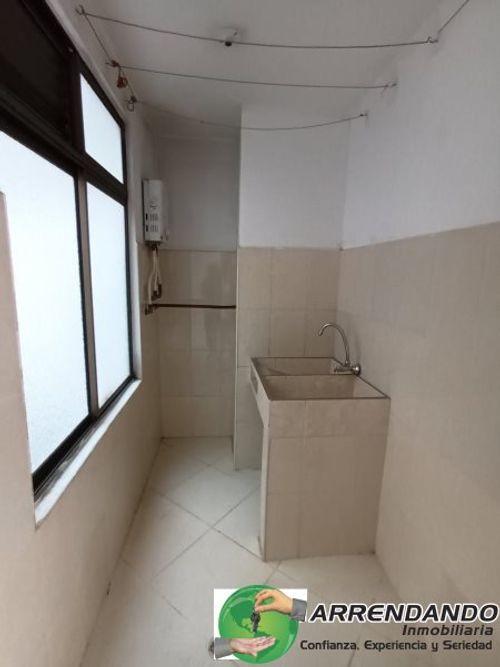 Apartamento de 3 alcobas en venta en Alto De Las Flores, Sabaneta, 75 m² · foto 16 de 16