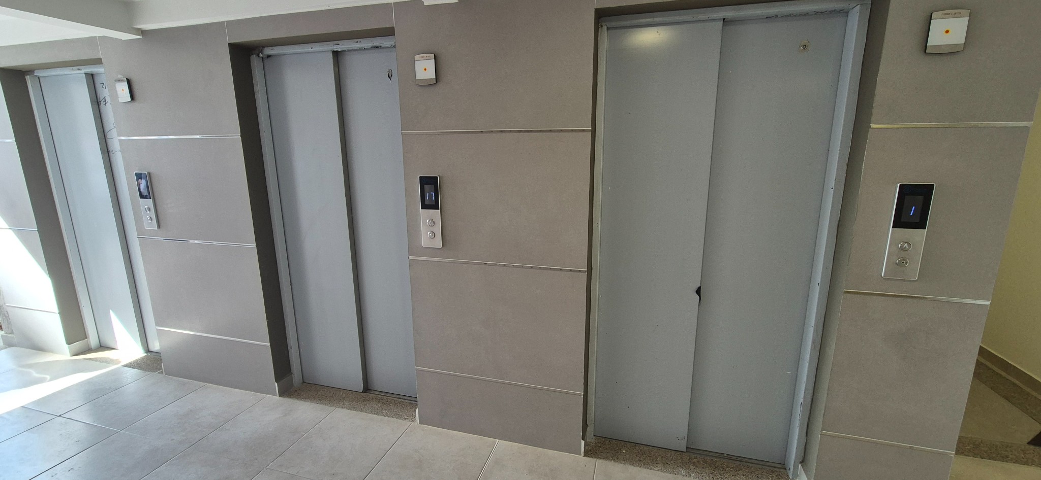 Apartaestudio en arriendo en Montevideo, Bogotá · foto 3 de 24
