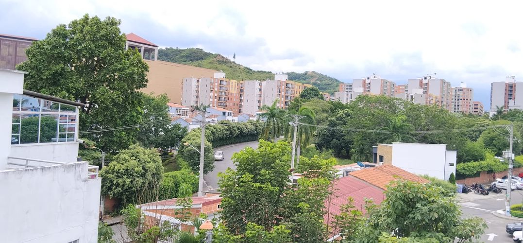 Apartamento de 2 alcobas en venta en Ciudadela Villamil, Girón, 92 m² · foto 11 de 11