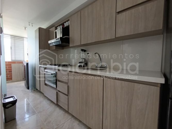 Apartamento en venta en Viviendas Del Sur, Itagüí · foto 3 de 13