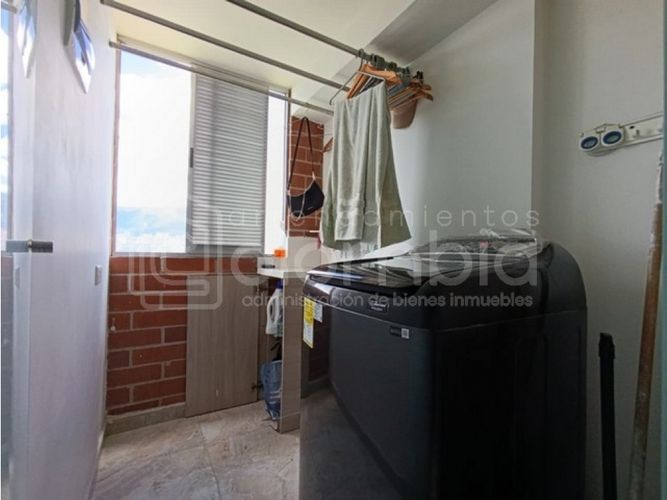 Apartamento en venta en Viviendas Del Sur, Itagüí · foto 7 de 13