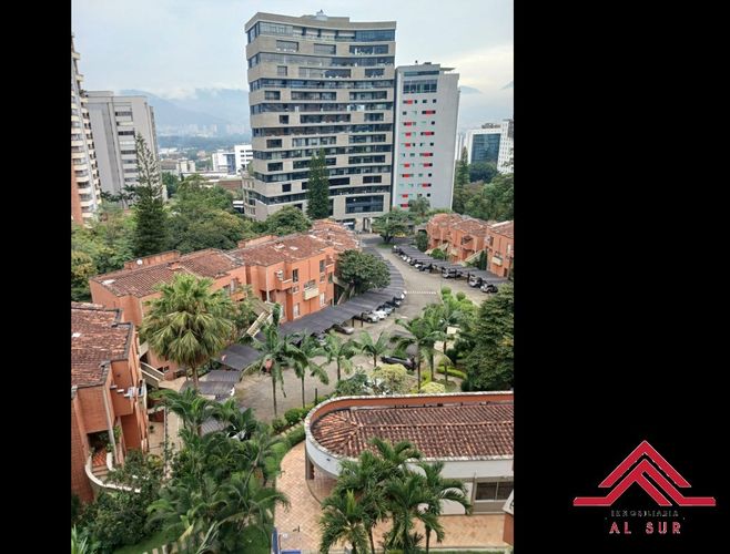 Apartamento en venta en Oviedo, Medellín · foto 5 de 14