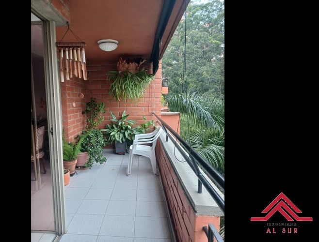 Apartamento en venta en Oviedo, Medellín · foto 4 de 14