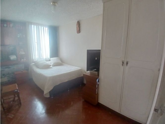 Apartamento de 3 alcobas en venta en Acevedo Tejada, Bogotá, 92 m² · foto 7 de 21