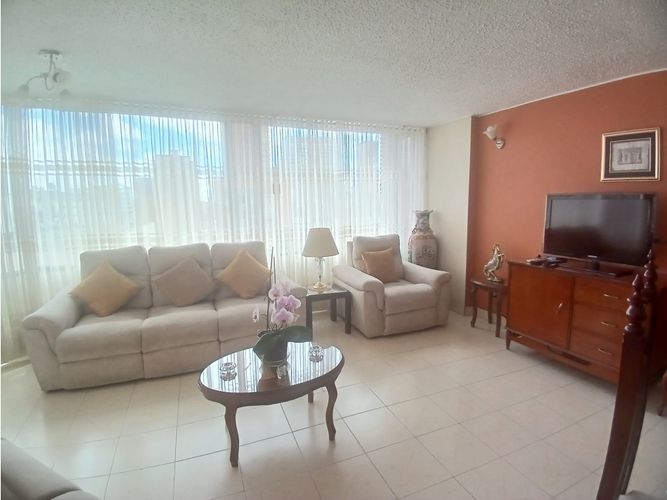 Apartamento de 3 alcobas en venta en Acevedo Tejada, Bogotá, 92 m² · foto 15 de 21